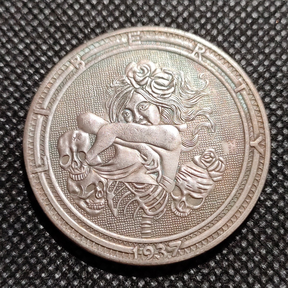 5916　アメリカ古銭　ルンペン　約38mm　イーグル　チャレンジコイン　コイン　アンティーク　ホーボー_画像1