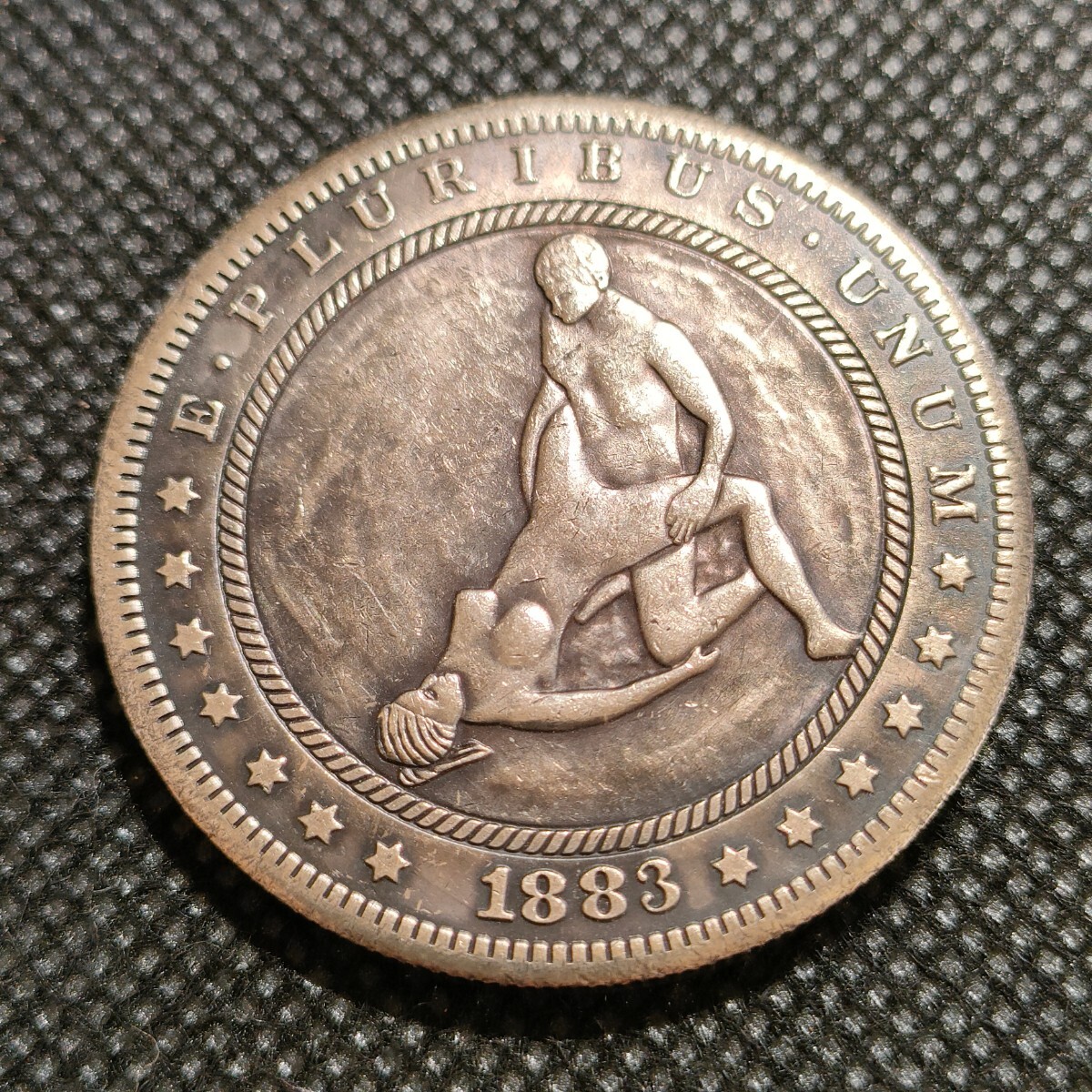6625　アメリカ古銭　ルンペン　約38mm　イーグル　チャレンジコイン　ゴルフマーカー　コイン　アンティーク　ホーボー_画像1