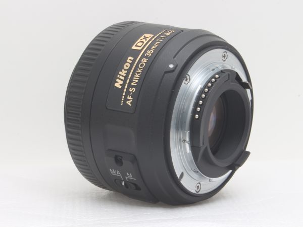 Nikon AF-S DX NIKKOR 35mm F1.8 G  ニコン 単焦点 元箱・レンズフード・レンズポーチ・説明書付 美品の画像4