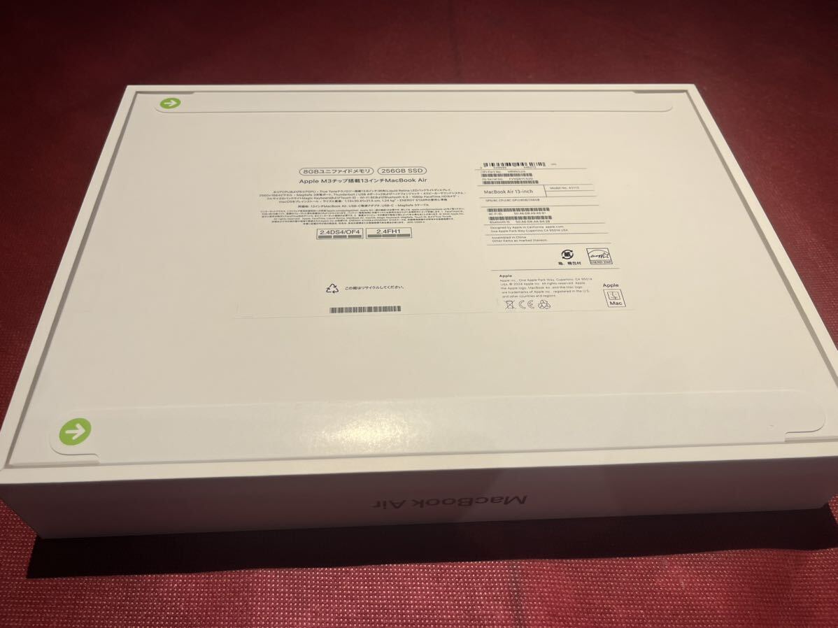 【新品未開封】Apple MacBookエアー m3 13インチ スペースグレーの画像3