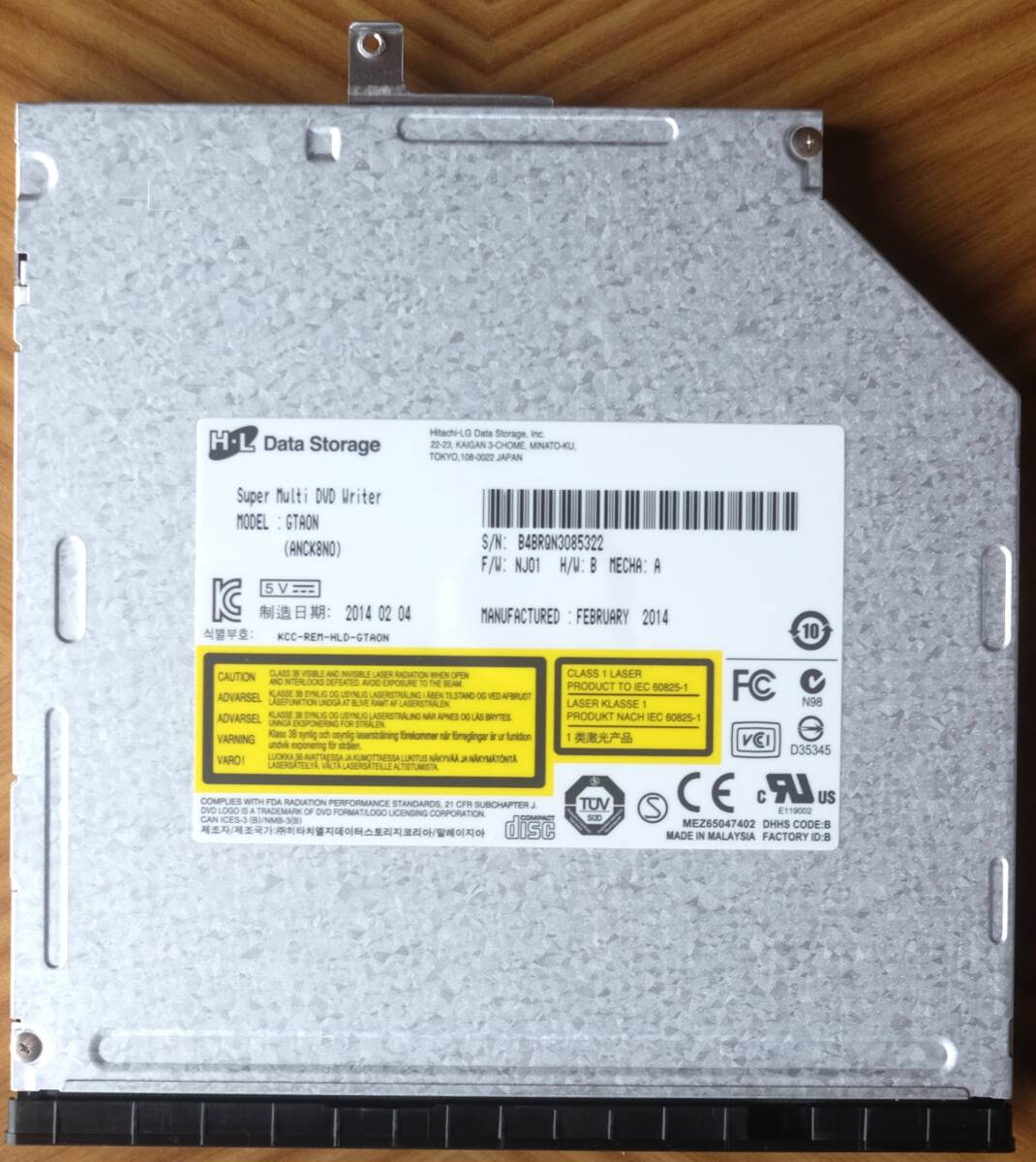 DVDスーパーマルチドライブ SATA 12.7mm ：H-L Data Storage GTA0Nの画像2