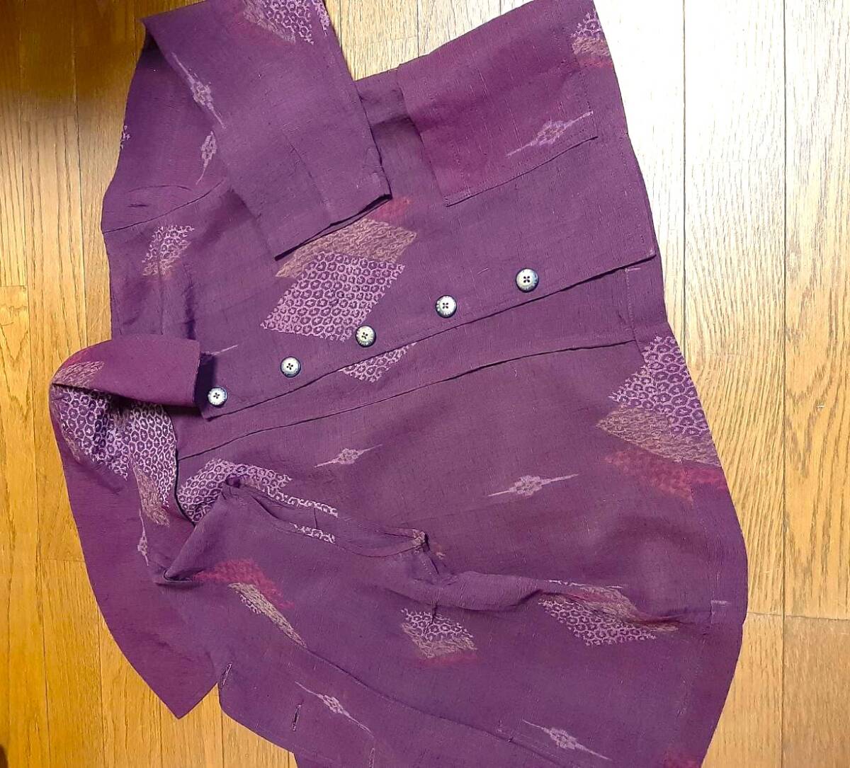 送料無料）着物リメイク ハンドメイド ジャケット 紬 軽い 羽織りもの 一重仕立て ゆったり ドロップショルダーの画像5