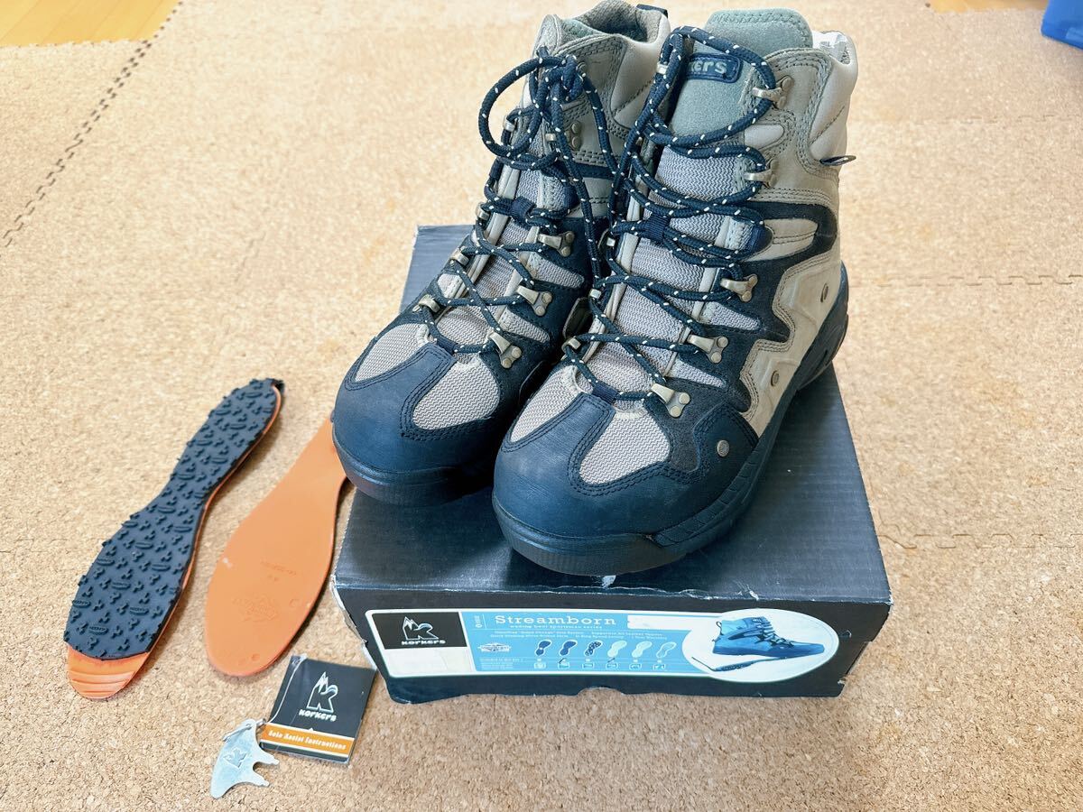 新品未使用 KORKERS コーカーズ Streamborn ストリームボーン 新品未使用 KORKERS コーカーズ Streamborn ストリームボーン