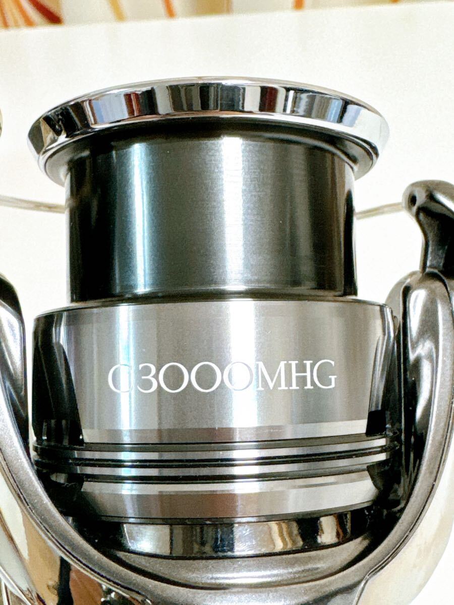SHIMANO シマノ 24ツインパワー C3000MHG リールスタンド付き SHIMANO シマノ 24ツインパワー C3000MHG リールスタンド付き