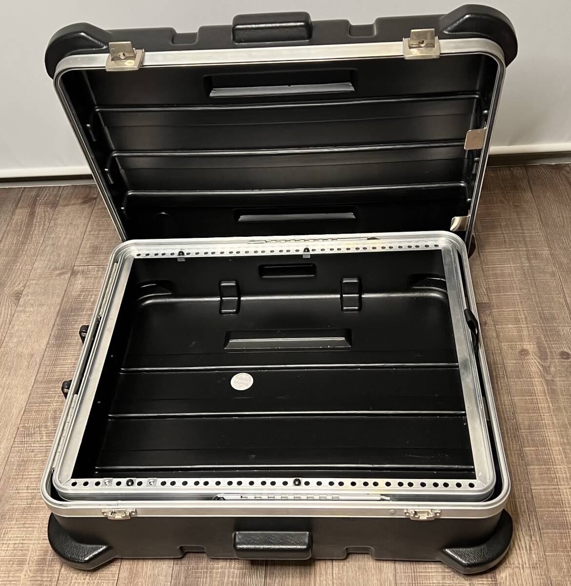 Yahoo!オークション - SKB 19-P12 ミキサーケース ポップアップ Yahoo!オークション - SKB 19-P12 ミキサーケース ポップアップ