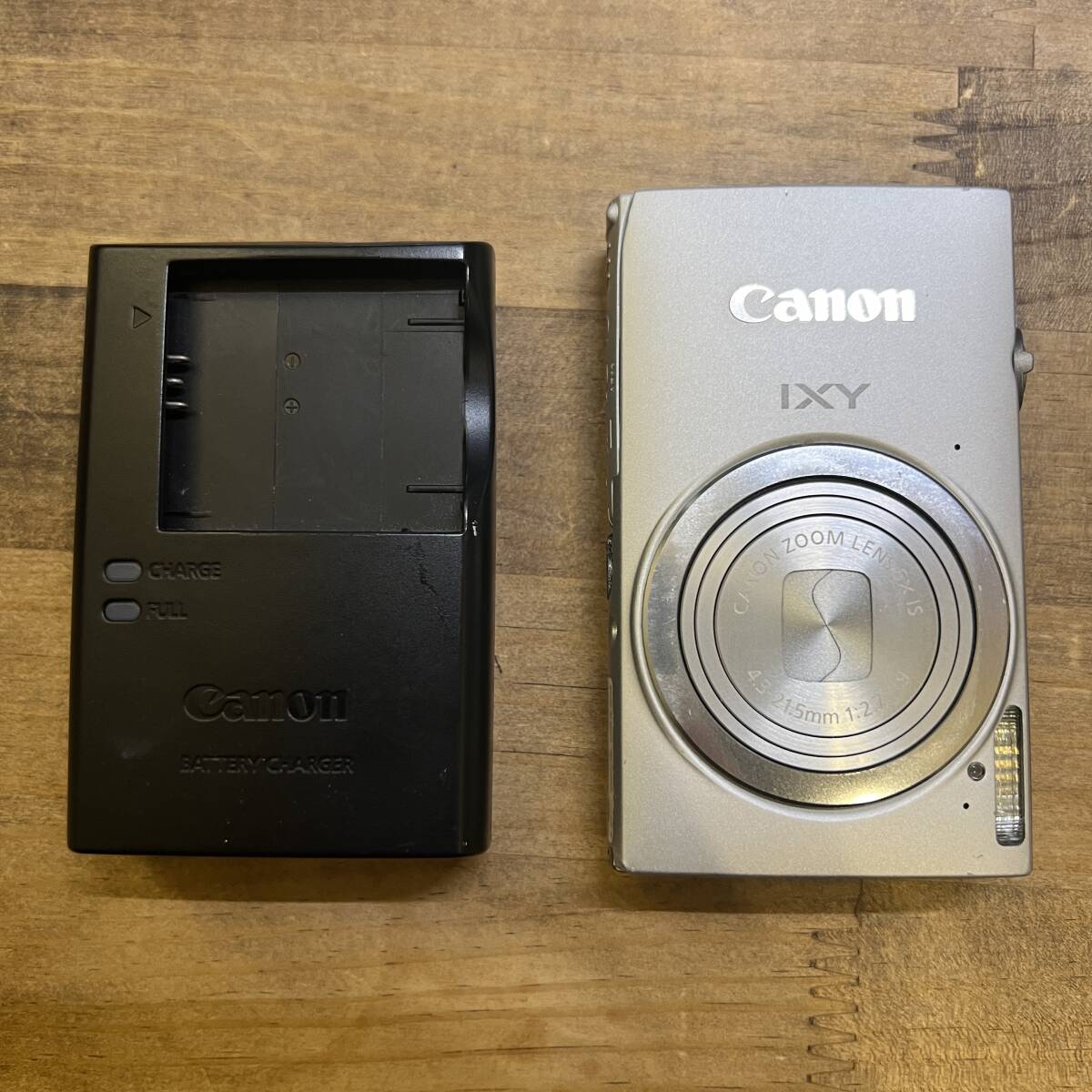 キャノン Canon IXY 430F シルバー 5x IS コンパクトデジタルカメラの画像1