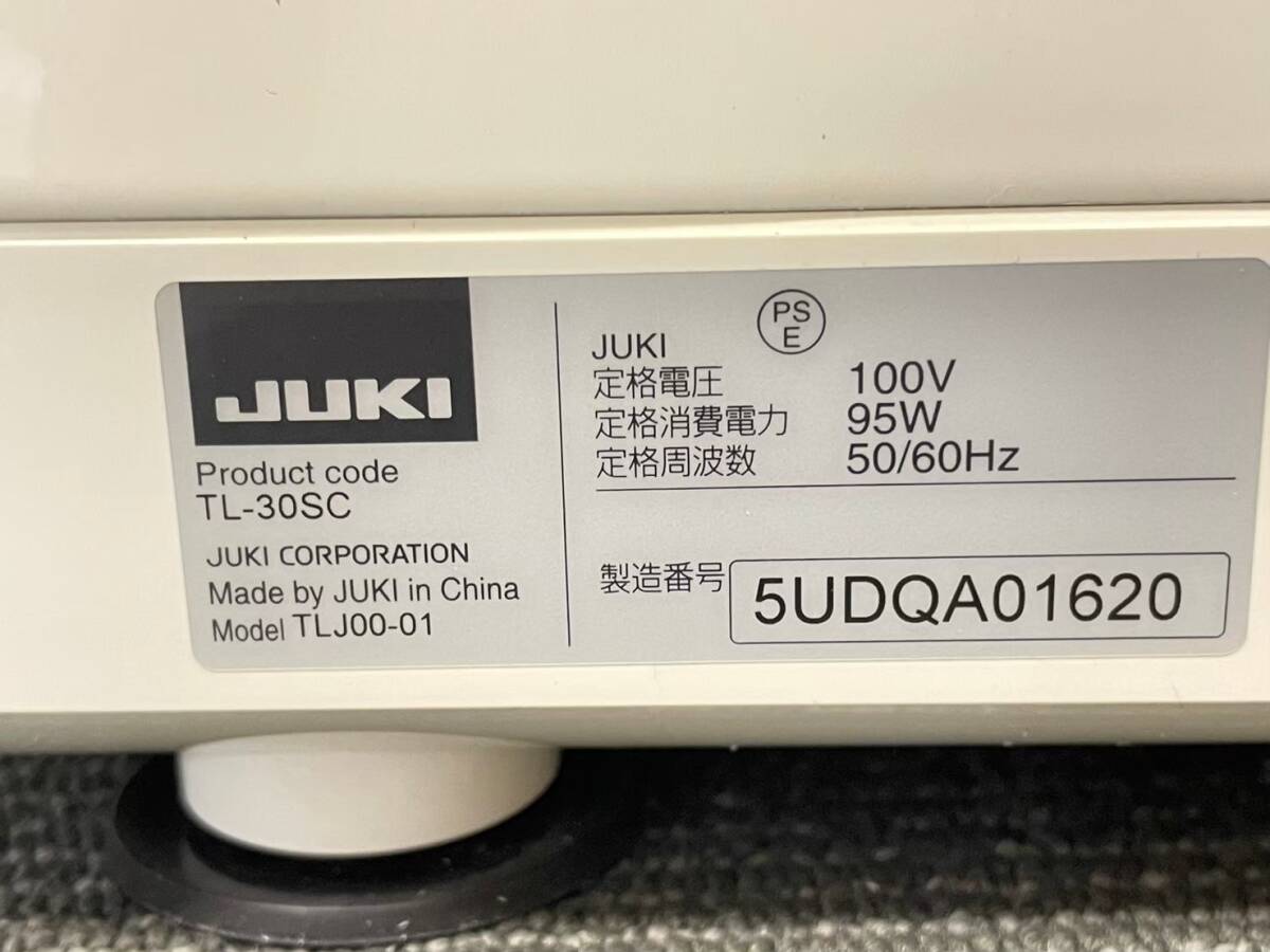 S202-K22-5872 JUKI ジューキ 職業用本縫いミシン TL-30SC TLJ00-01 フットコントローラー 説明書 台 外箱付 通電/針運動OKの画像6