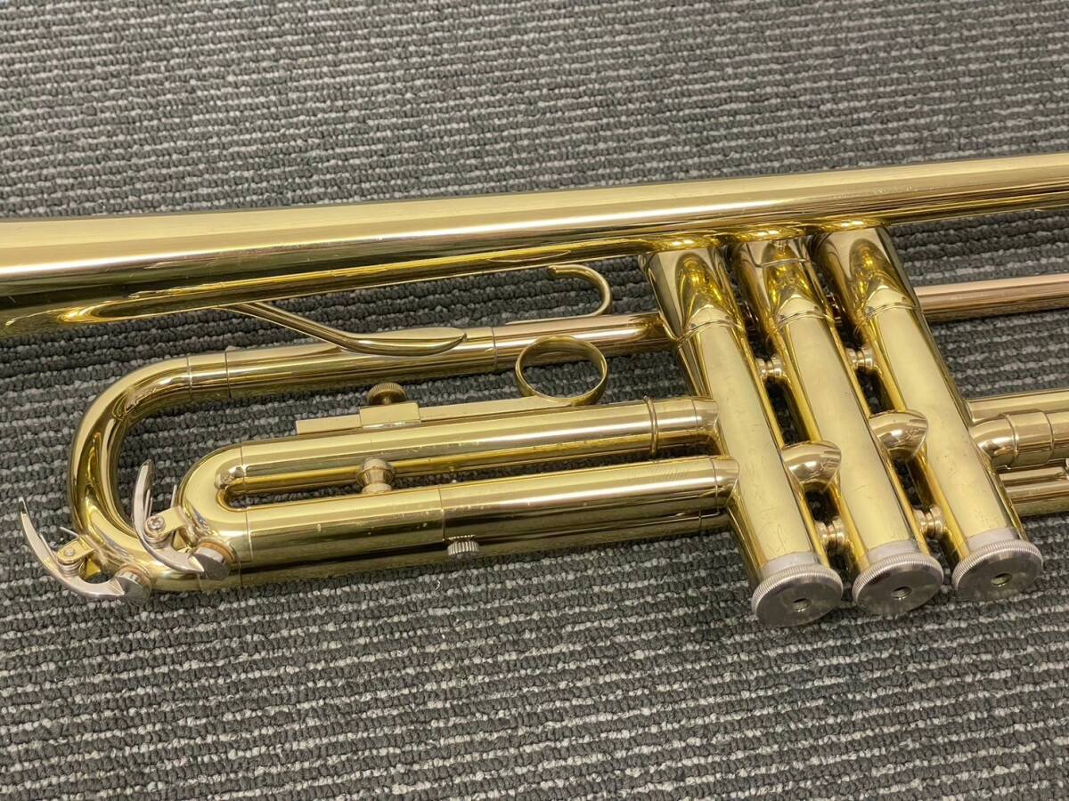 W310-K22-6080 YAMAHA ヤマハ YTR-235 トランペット ゴールドカラー 金管楽器 ハードケース付き_画像3
