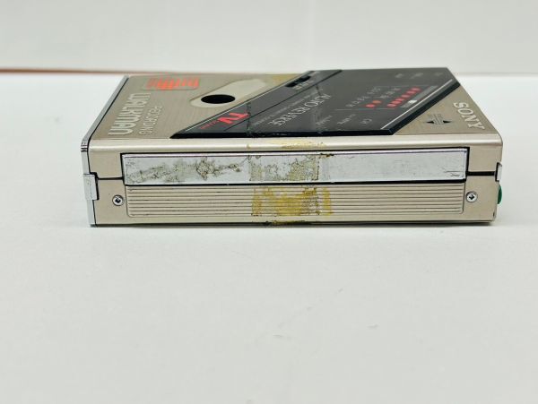 X519-C9-134 SONY ソニー ウォークマン WALMAN WMーF202 ポータブルプレーヤー カセットプレーヤー_画像8