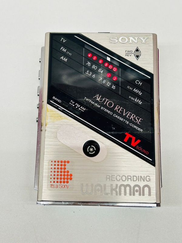 X519-C9-134 SONY ソニー ウォークマン WALMAN WMーF202 ポータブルプレーヤー カセットプレーヤー_画像4