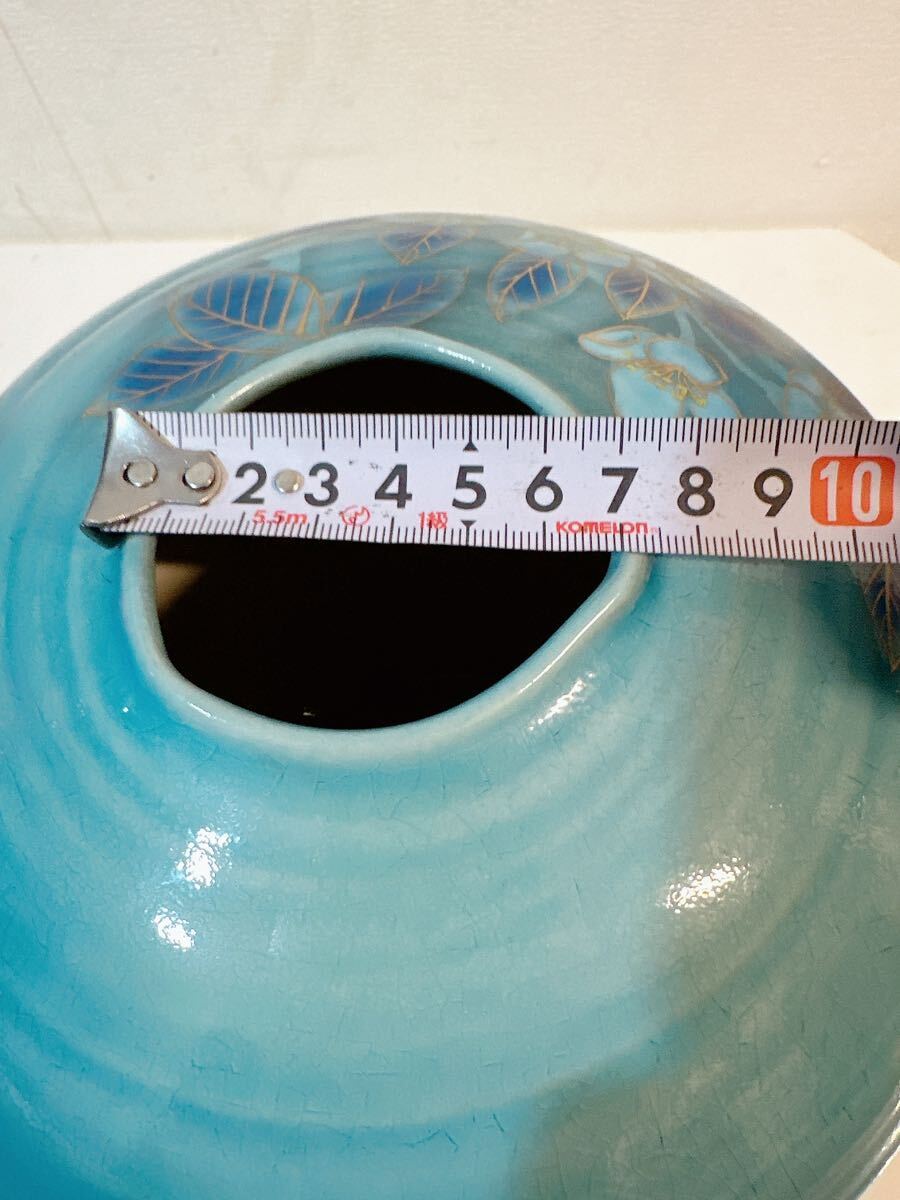 九谷焼 花瓶 青良作 昭和ビンテージ 金彩海棠紋 青釉花瓶 壺 花器 フラワーベース 陶磁器 花入 置物 インテリア 高さ約23.5CMの画像5