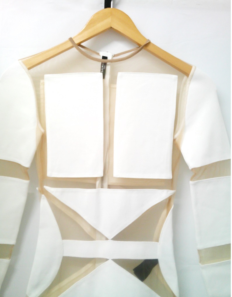 BALMAIN（バルマン）ウィメンズ ホワイト 白 ワンピース タイトワンピース フランス製 ドレス ミニスカート XSサイズ の画像3