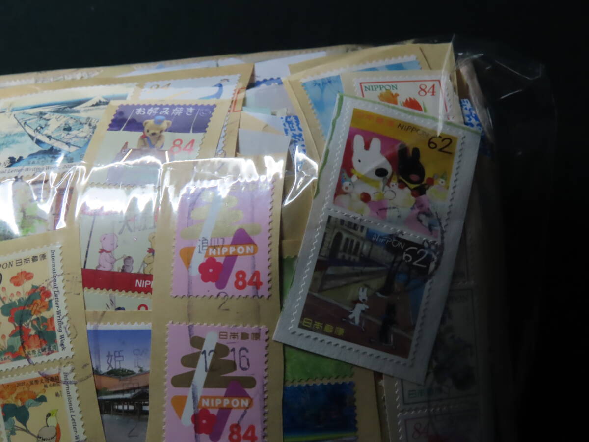 【記念使用済紙付切手１㎏ ６３円８４円含む近年のもの多い】の画像6