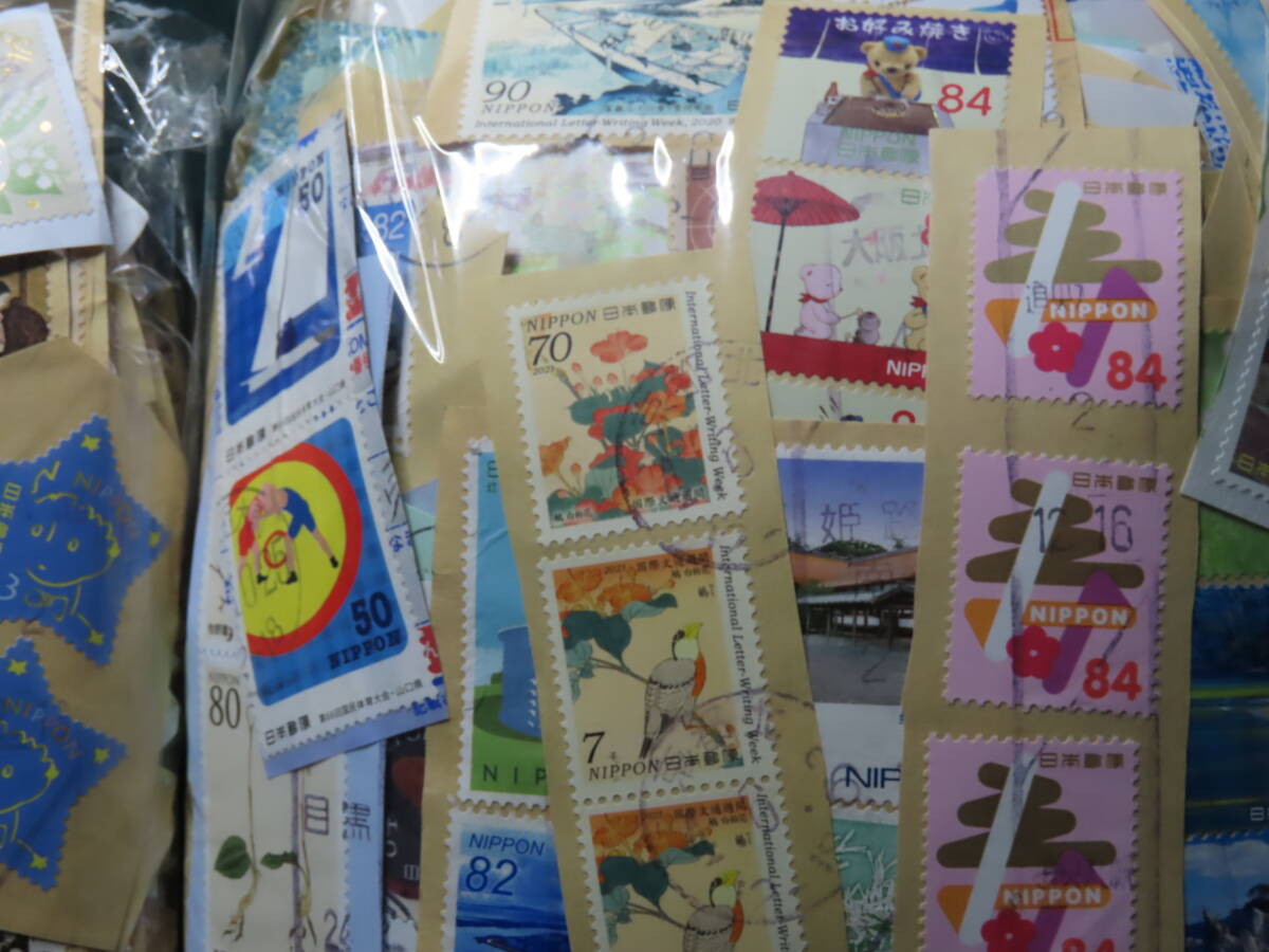 【記念使用済紙付切手１㎏ ６３円８４円含む近年のもの多い】の画像5