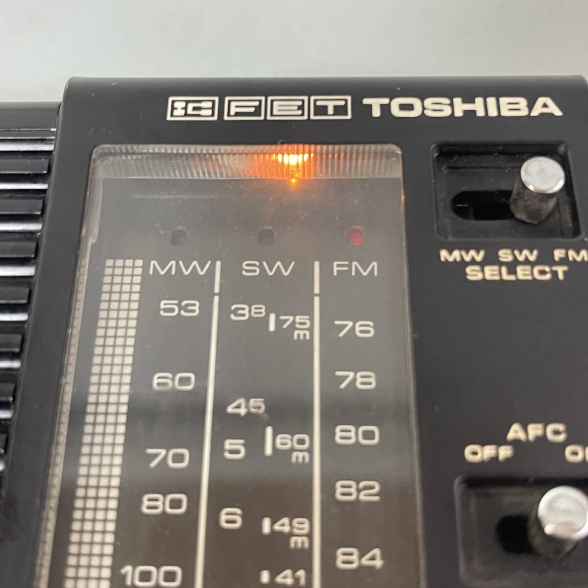 東芝ラジオ TOSHIBA GTラジオ IC-700 昭和レトロ ３バンドラジオB4の画像7