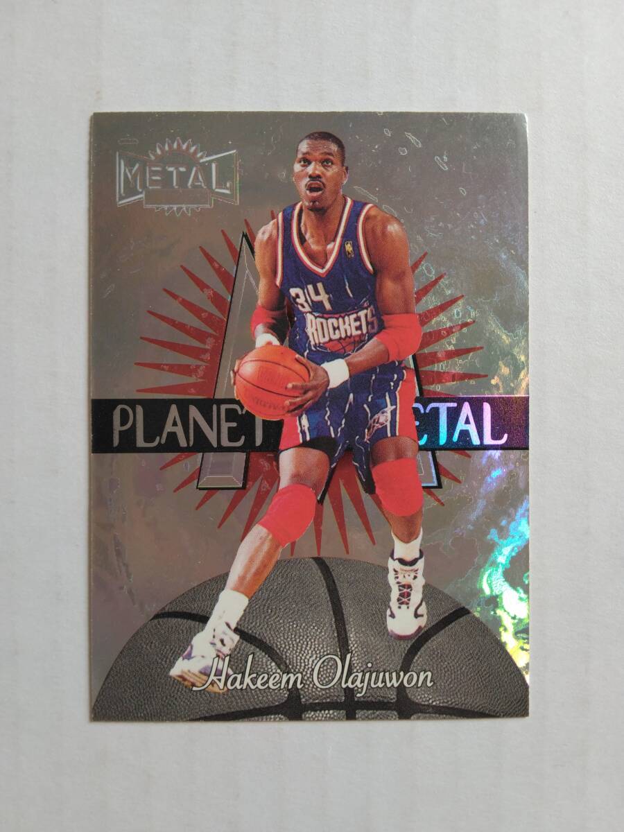 97-98 Skybox Metal Universe HAKEEM OLAJUWON Planet Metal インサートの画像1