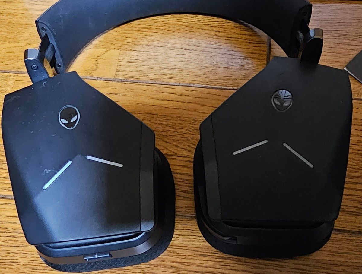 ALIENWARE Wireless Gaming Headset AW988