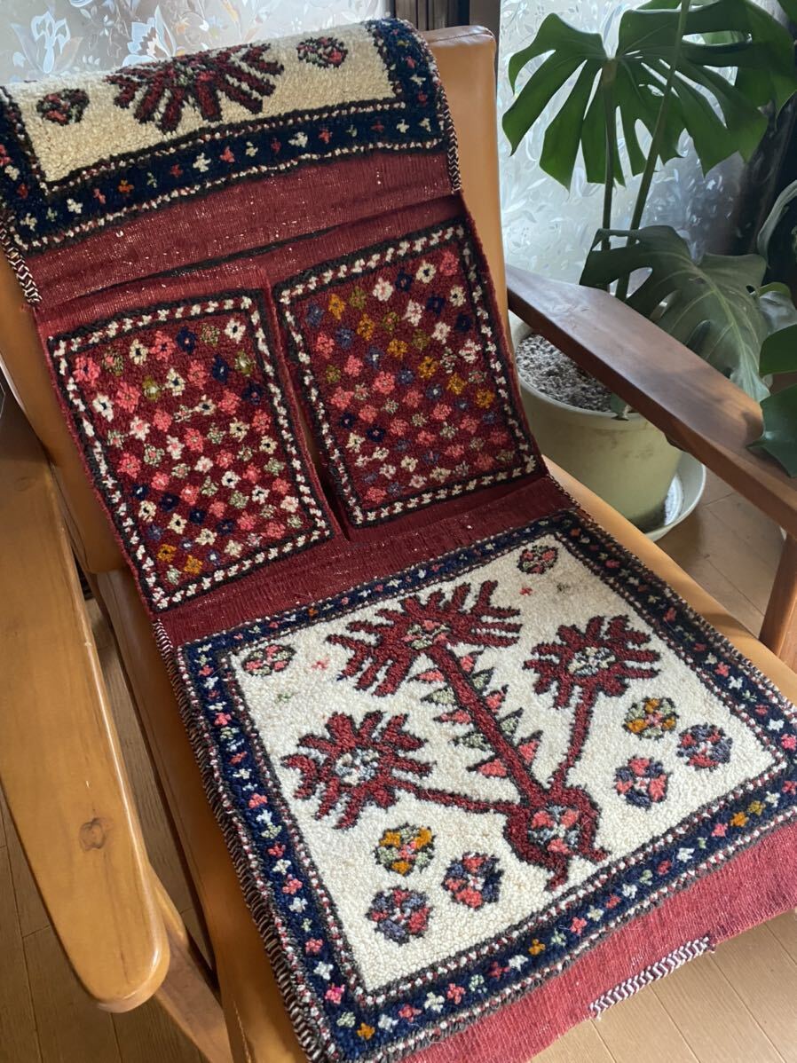 コレクターズピース！トルコの有名産地ベルガマの絨毯80年前後のヘイべ（サドルバッグ）総草木染素晴らしい花柄！初めてのアンティークにも_画像6