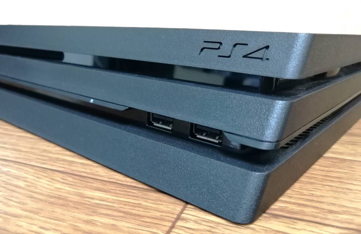 ＜506H100＞SONY PlayStation 4 Pro/1TB (CUH-7000BB01) プレステ4/PS4_画像2