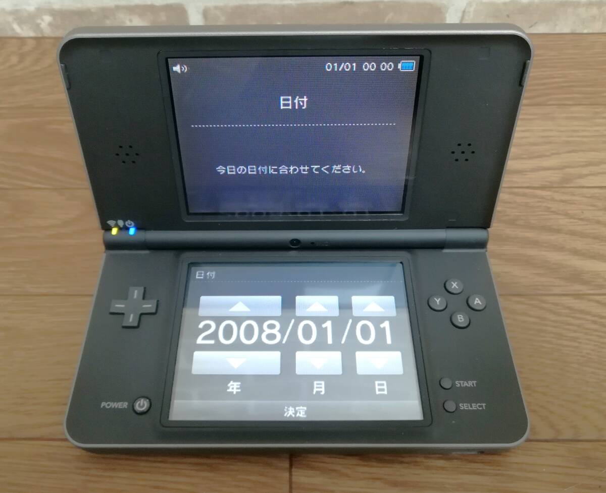 ＜409H-YP＞ニンテンドー DSi LL 本体（動作品/初期化済）の画像1