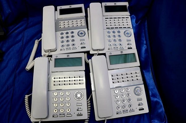 岩通　IWATSU 18ボタン業務用電話機 TD810*4台+コードレス電話機 PS800*4台+コードレスアンテナ CS800(ND)*3台一式 50223Y_画像3