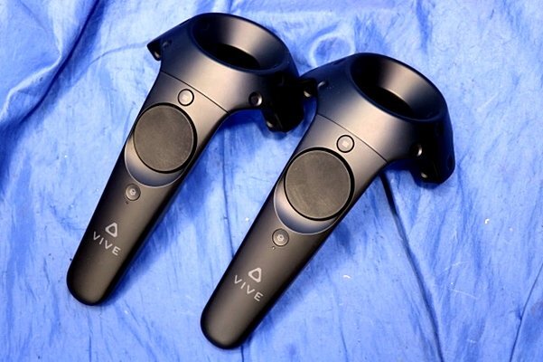 HTC VIVE VRシステム バーチャルリアリティ　99HAL ヘッドマウントディスプレイ VRヘッドセット 50428Y_画像7