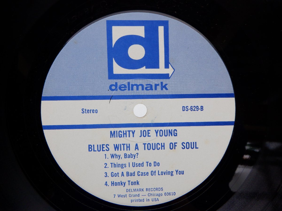 Mighty Joe Young「Blues With A Touch Of Soul」LP（12インチ）/Delmark Records(DS-629)/ブルース_画像2