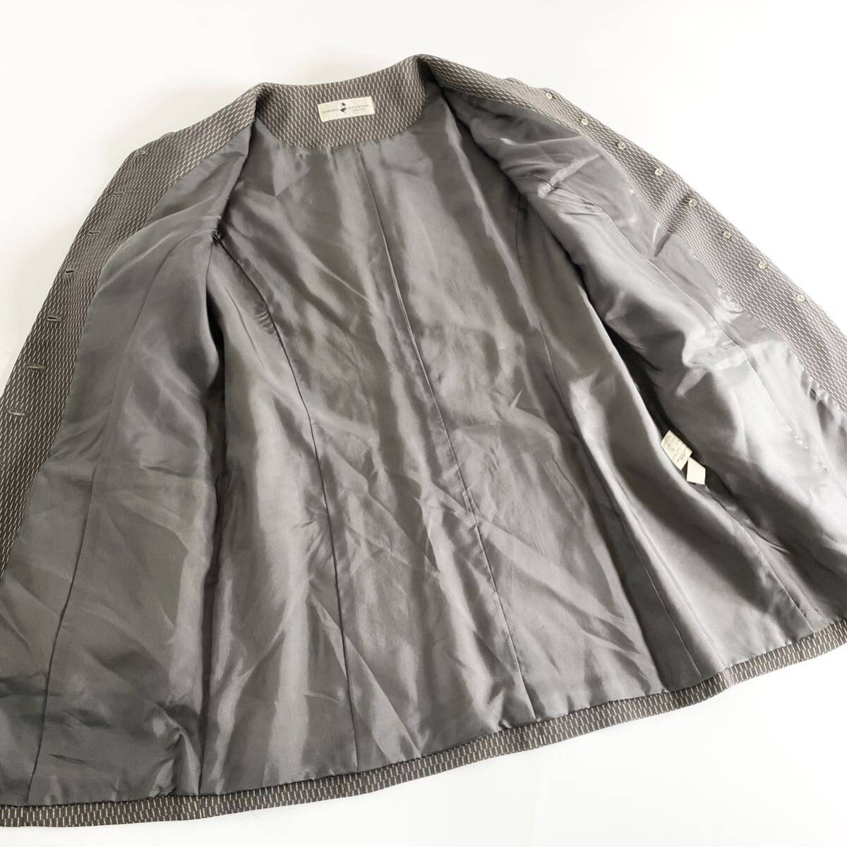 Gd3《美品》HIROKO KOSHINO ヒロココシノ セットアップ パンツスーツ ノーカラージャケット 総柄 11/Lサイズ相当 レディース 女性服_画像4