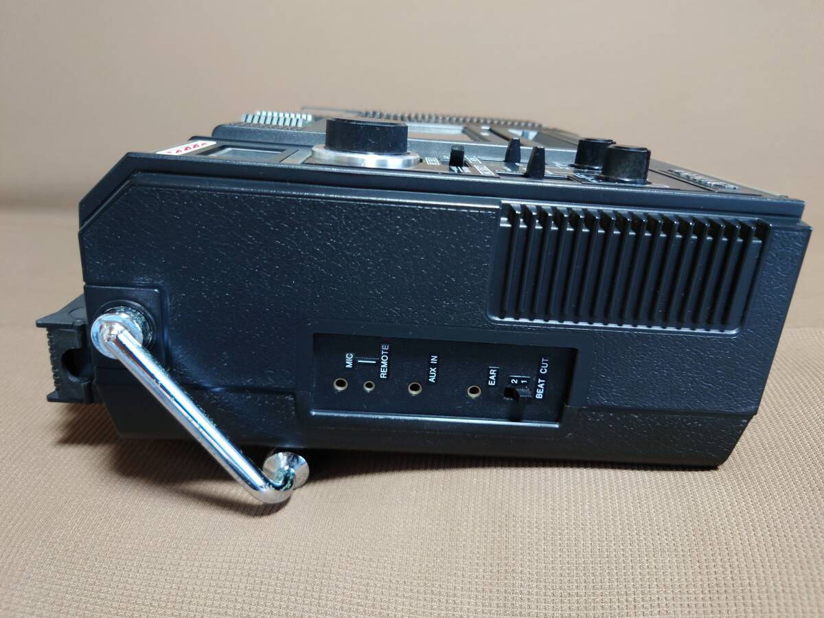 ☆★美品 Victor ビクター RC-525■ZOOM SHOOTER MIC搭載 AM/FM 2バンドラジカセ■ラジオ・カセット動作品★☆の画像4