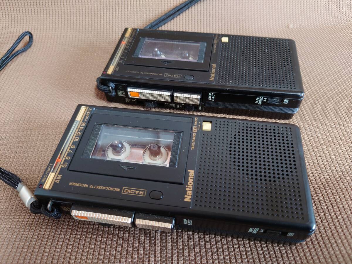 ☆★ナショナル National RN-ZR5 世界最小AMラジオ付きマイクロカセットテープレコーダー（2台まとめて）動作品 1台は綺麗★☆の画像5
