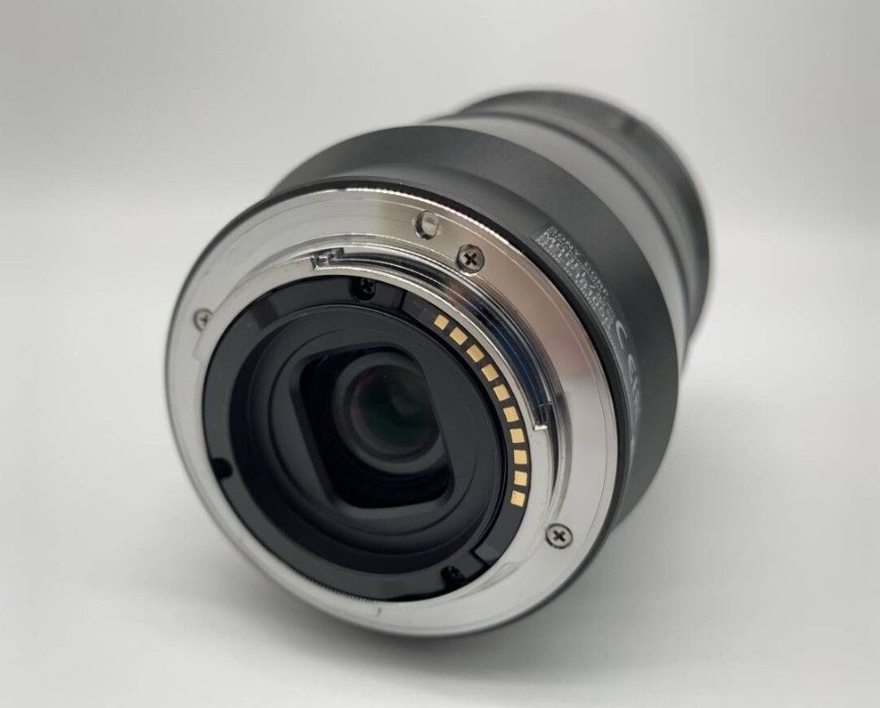ソニー SONY デジタルー眼カメラα　Eマウント用レンズ　EPZ 18-105mmF4 G OSS　