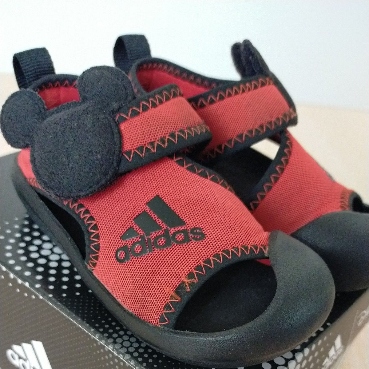 adidas Disney mickey サンダル　14cm