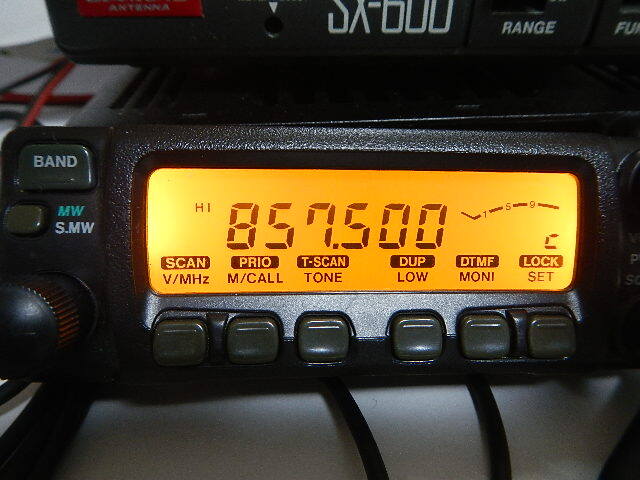 アイコム ICOM IC-207 モービル機 20W 144/430MHz FM トランシーバー TRANSCEIVER (中古品）の画像4