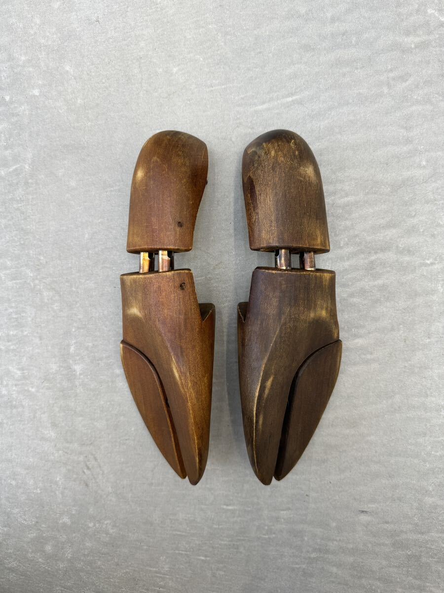 シューキーパー シューツリー 木製 大切なお靴の保管に 除湿 吸湿 