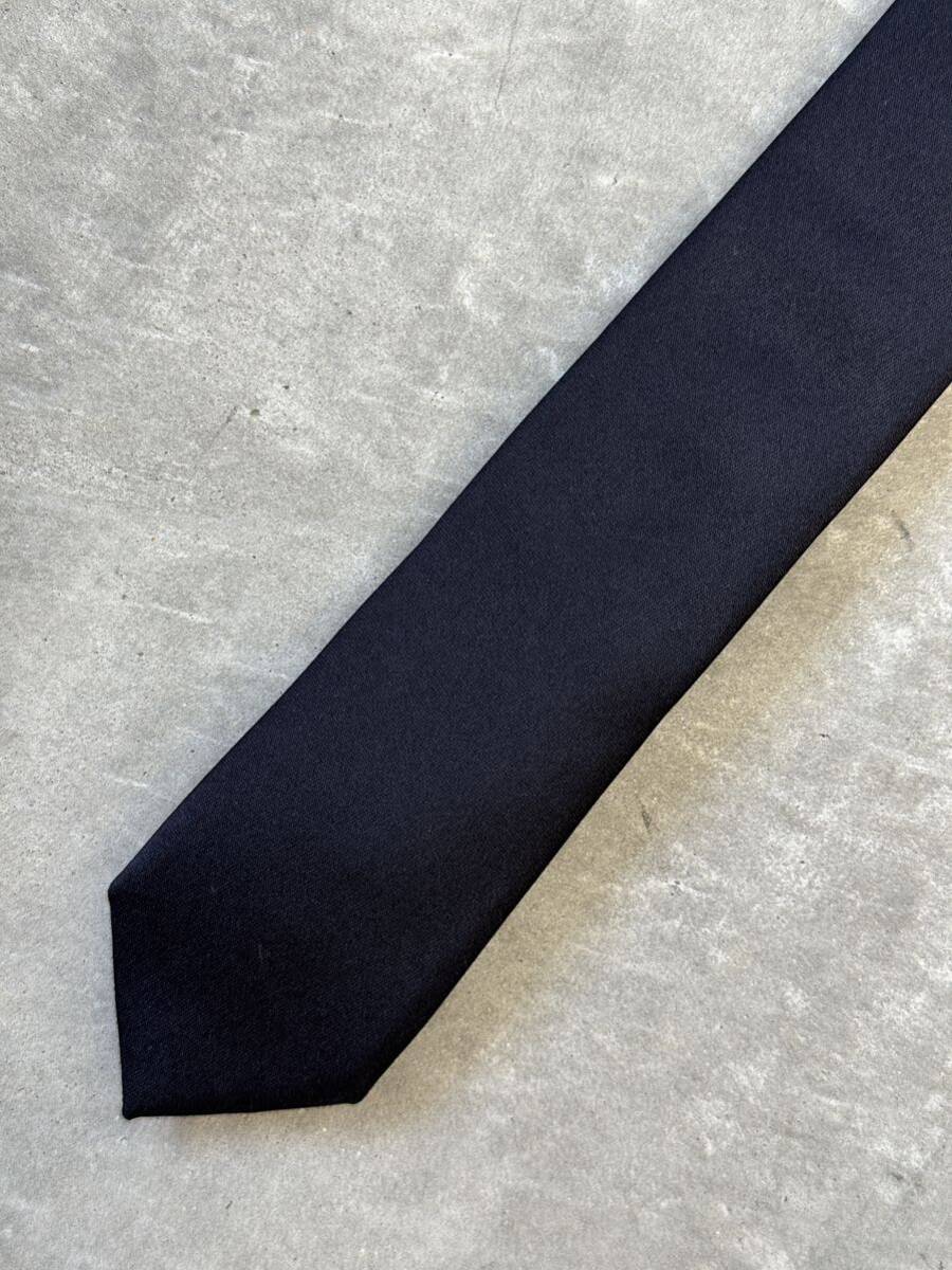  Dolce & Gabbana silk satin narrow necktie black tag less Dolce&Gabbana plain solid Thai plain solid Thai 