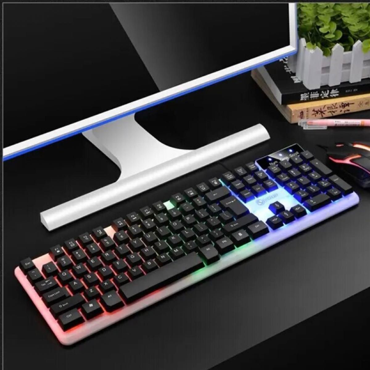 光るキーボード  七色に光るマウスセット　テンキー付き かっこいい おしゃれ 人気 PC 黒色 有線 