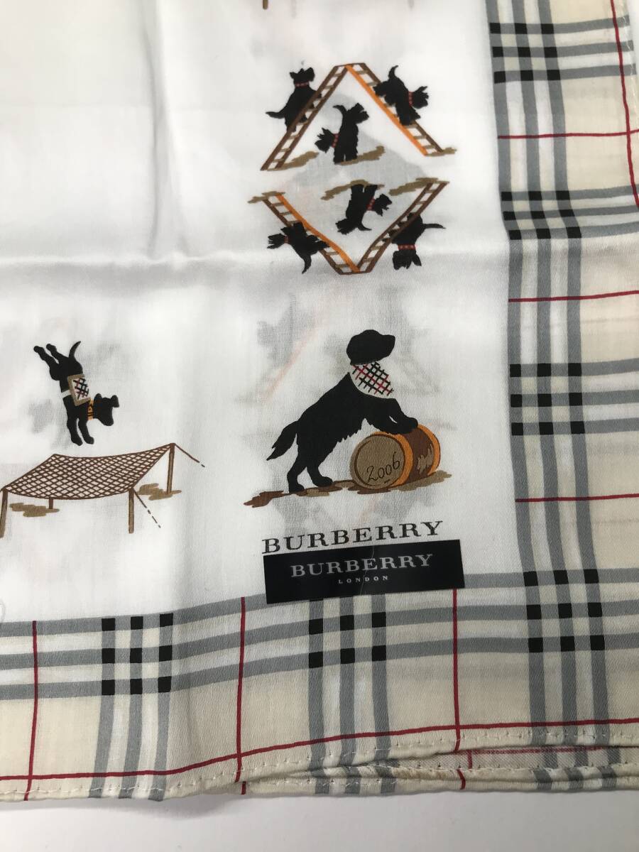 BURBERRY バーバリー ハンカチ 犬　ノバチェック_画像2