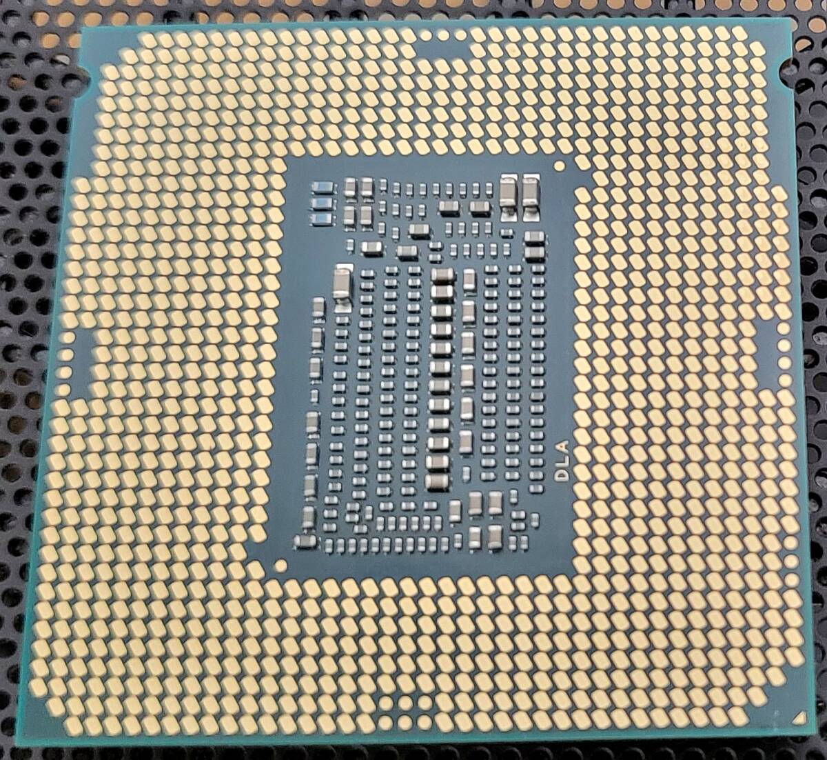 Intel Core i7 9700Kの画像2