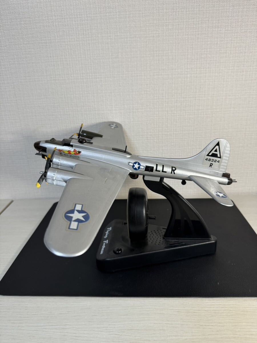 Yahoo!オークション - フライングフォートレス 爆撃機目覚まし時計 Yahoo!オークション - フライングフォートレス 爆撃機目覚まし時計