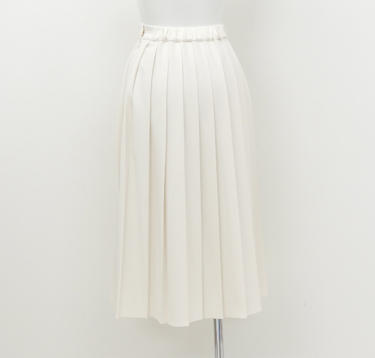 SEVEN TEN by MIHO KAWAHITO セブンテンバイミホ プリーツスカート XS オフホワイト ポリエステル '23年商品 7A308の画像4