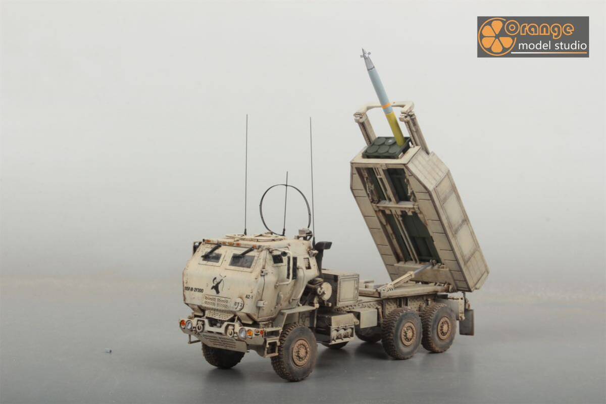 No-536 1/72 アメリカ軍 HIMARS 高機動ロケット砲システム 軍用戦車 プラモデル 完成品_画像2