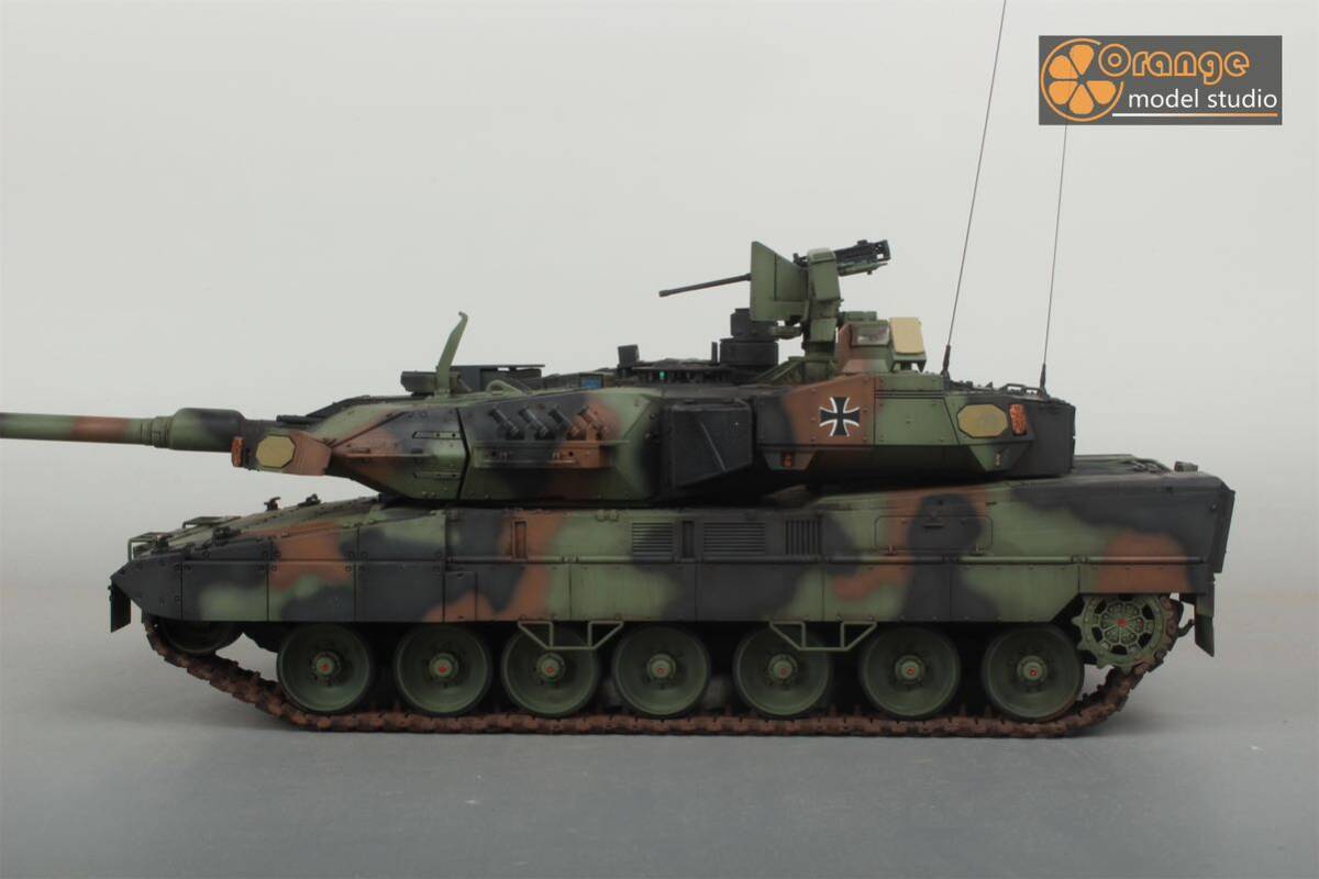 No-552 1/35 ドイツ軍 ドイツ豹2A8 主戦タンク 軍用戦車 プラモデル 完成品の画像4