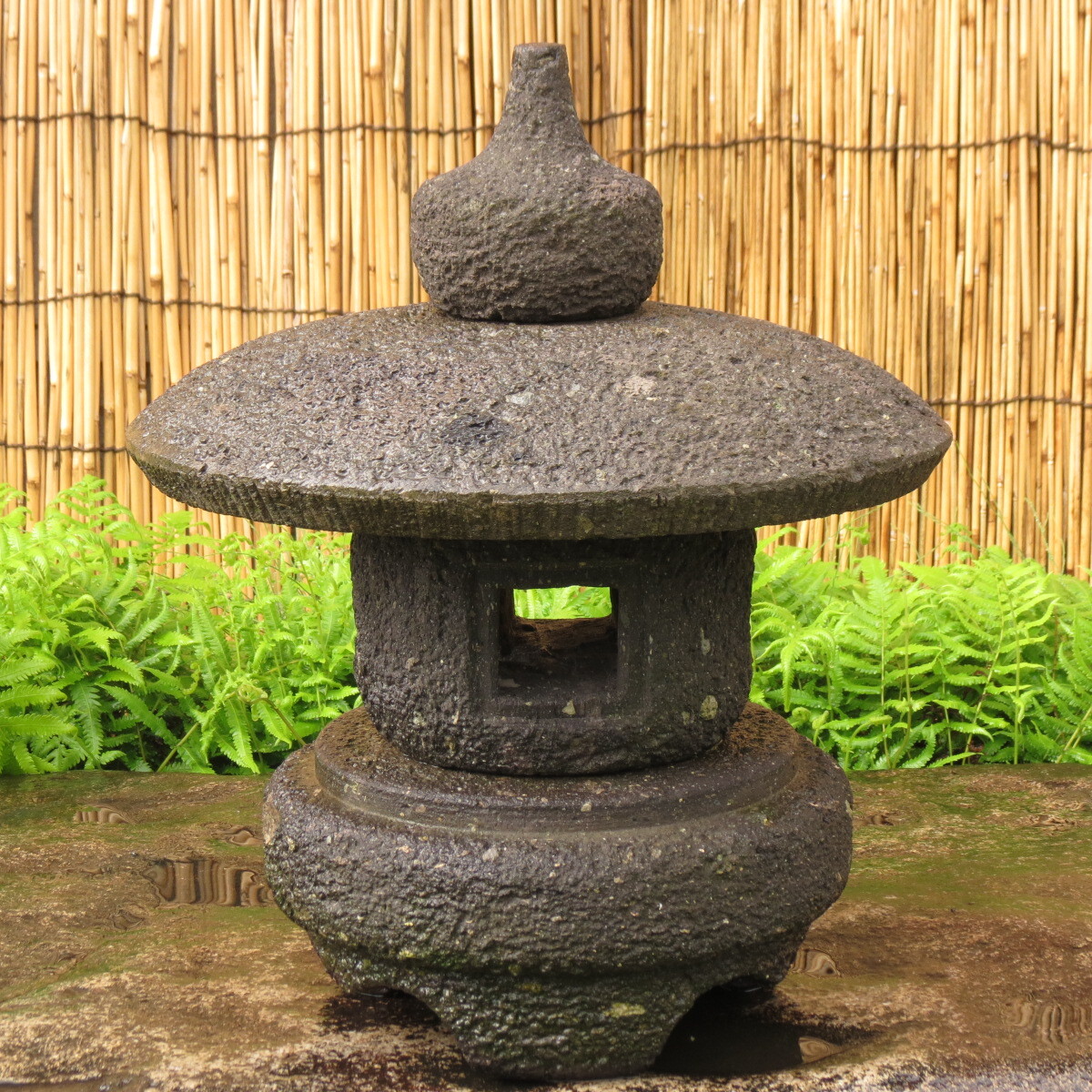  камень лампа . высота 50.3cm масса 32kg шар рука type Kyushu производство натуральный камень 