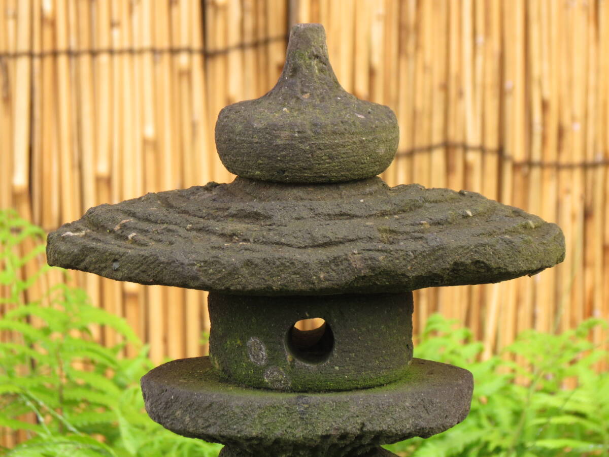  камень лампа . высота 32.5cm масса 3kg Kyushu производство натуральный камень 