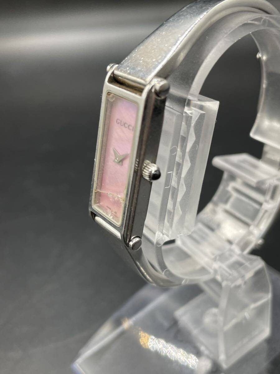 1円〜 ジャンク GUCCI 1500L クォーツ レディース腕時計 不動 風防割れあり／17641の画像2