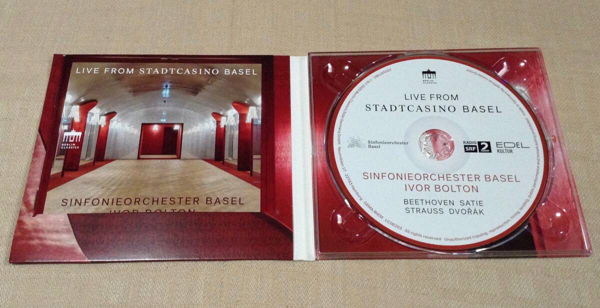 ボルトン/バーゼル交響楽団「Live From Stadtcasino Basel」ベートーヴェン：献堂式/ドヴォルザーク：新世界より