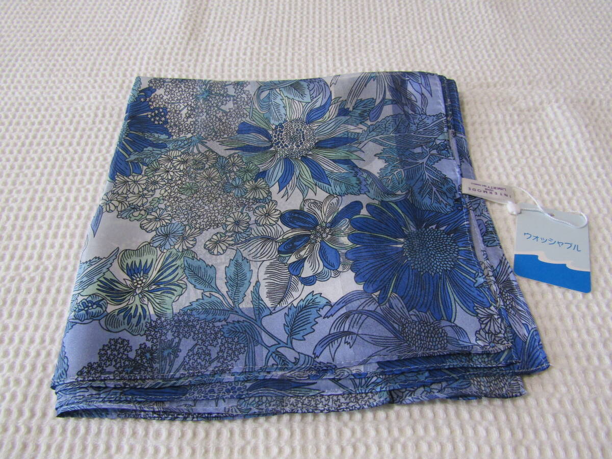 3 new goods Liberty scarf silk silk 100% floral print approximately 82X82. made in Japan washing machine .... unused non-standard-sized mail. postage 94 jpy 
