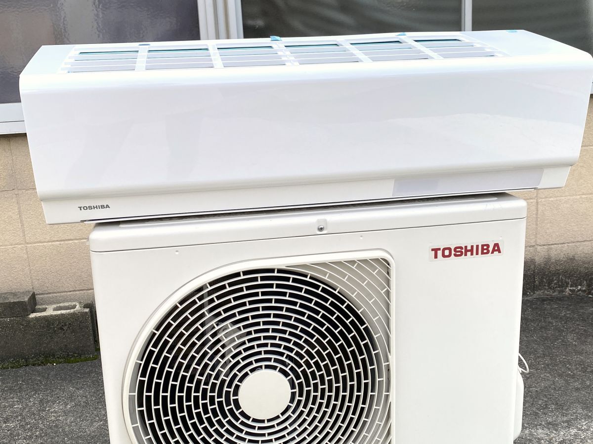 【E127】美品 東芝 ルームエアコン RAS-H221AP 6畳用 2.2kw 2022年製 大清快 空気清浄機能 プラズマ空清 TOSHIBA 冷房 暖房の画像3