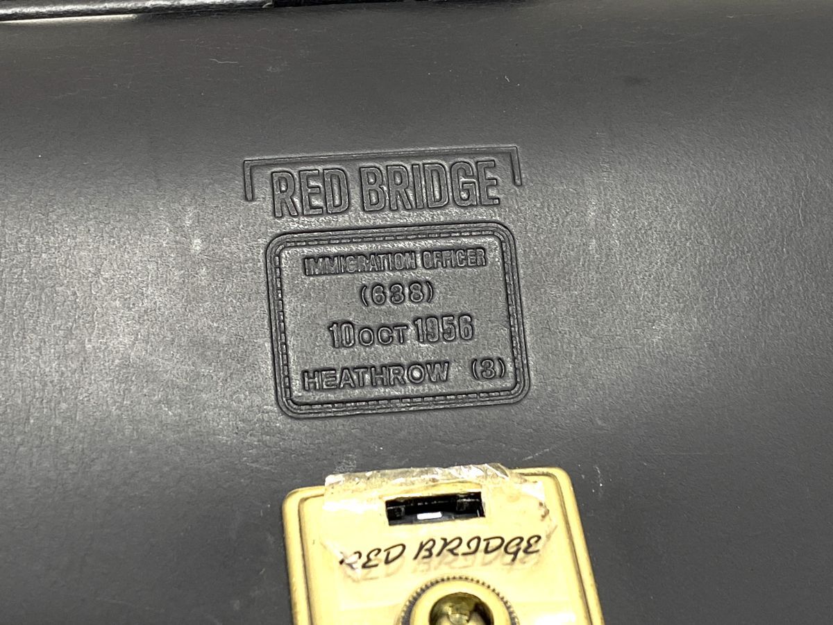 【E346】極美品 RED BRIDGE レザーダレスバッグ 2way ブラック 鍵付き ハンドバッグ/ショルダー メンズ ビジネス 出張などにもの画像6