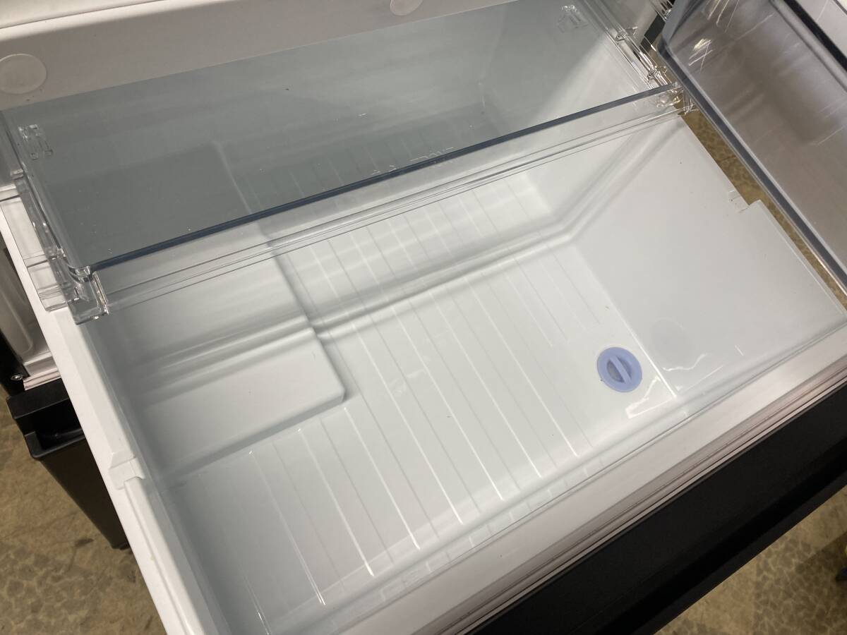【引取限定/三重県四日市市】【中古・美品】 TOSHIBA ノンフロン冷凍冷蔵庫 326L 2022年製 GR-T33SC(KZ) 東芝 の画像5